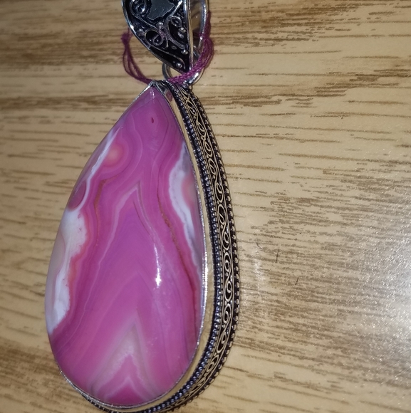 New Pink banded agate pendant Large - Picture 6 of 7